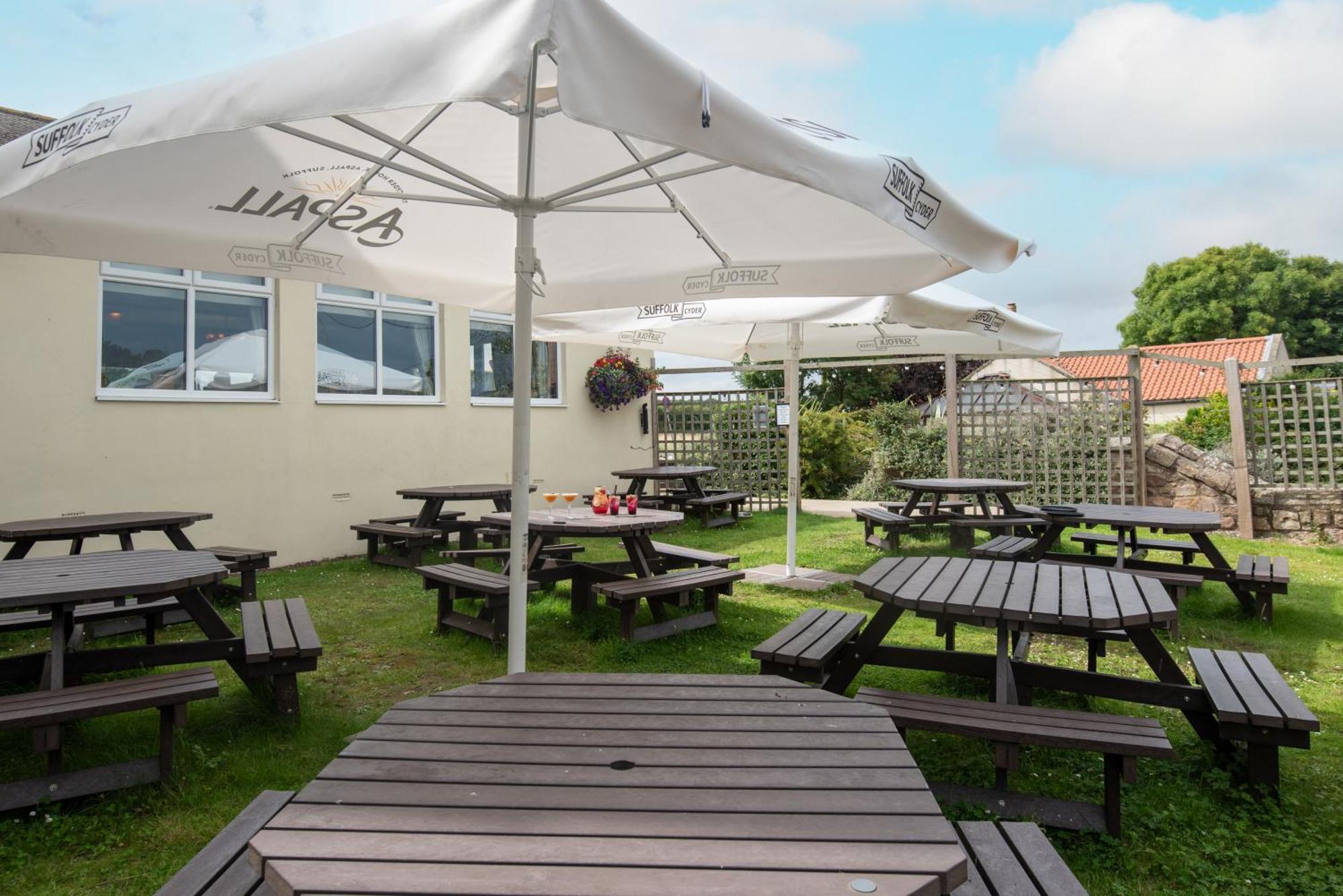 The Lindisfarne Inn - The Inn Collection Group Beal Exteriör bild